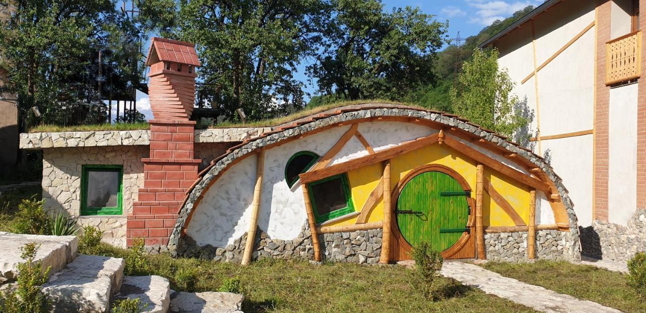 Cozy House Hotel Dilijan Exterior photo