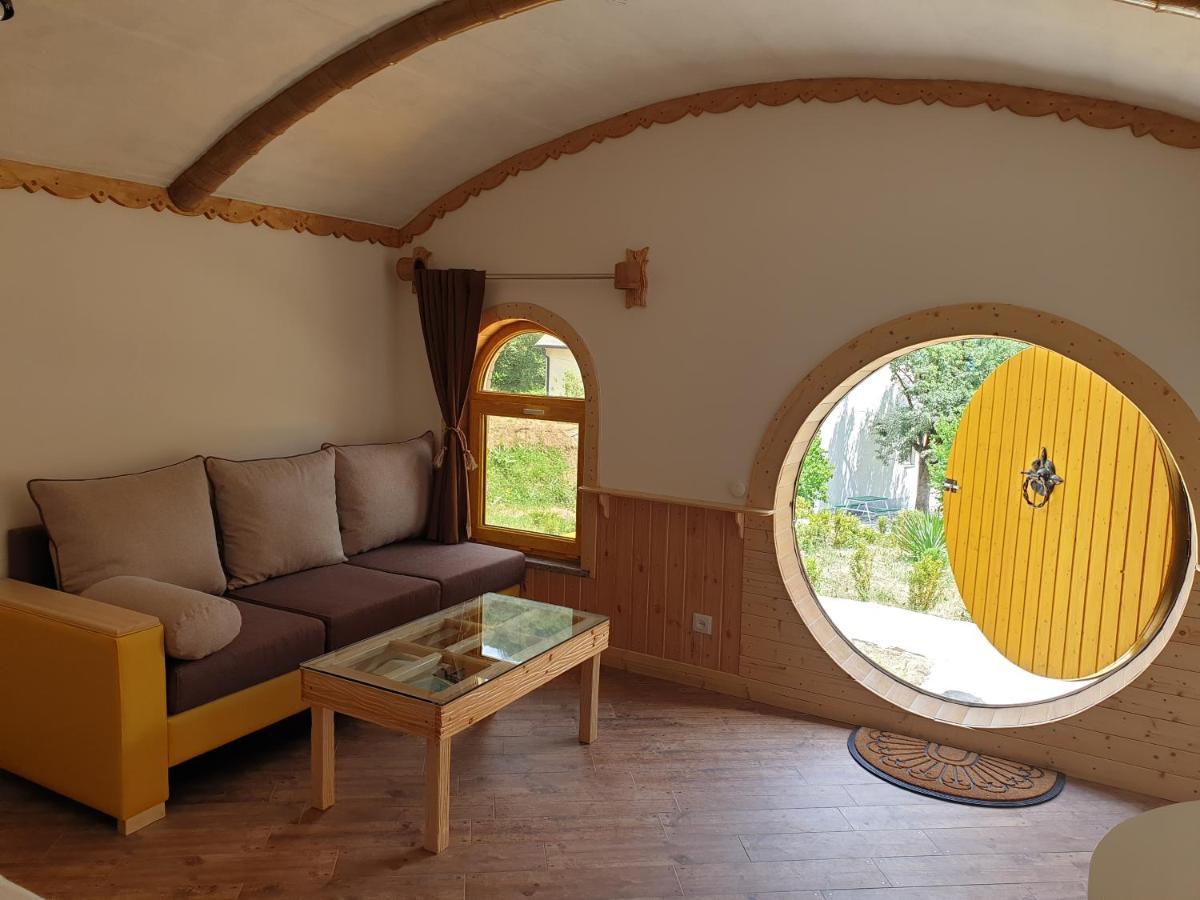 Cozy House Hotel Dilijan Exterior photo